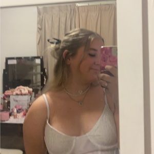 Meet your Posher, Chloe